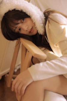美女热舞